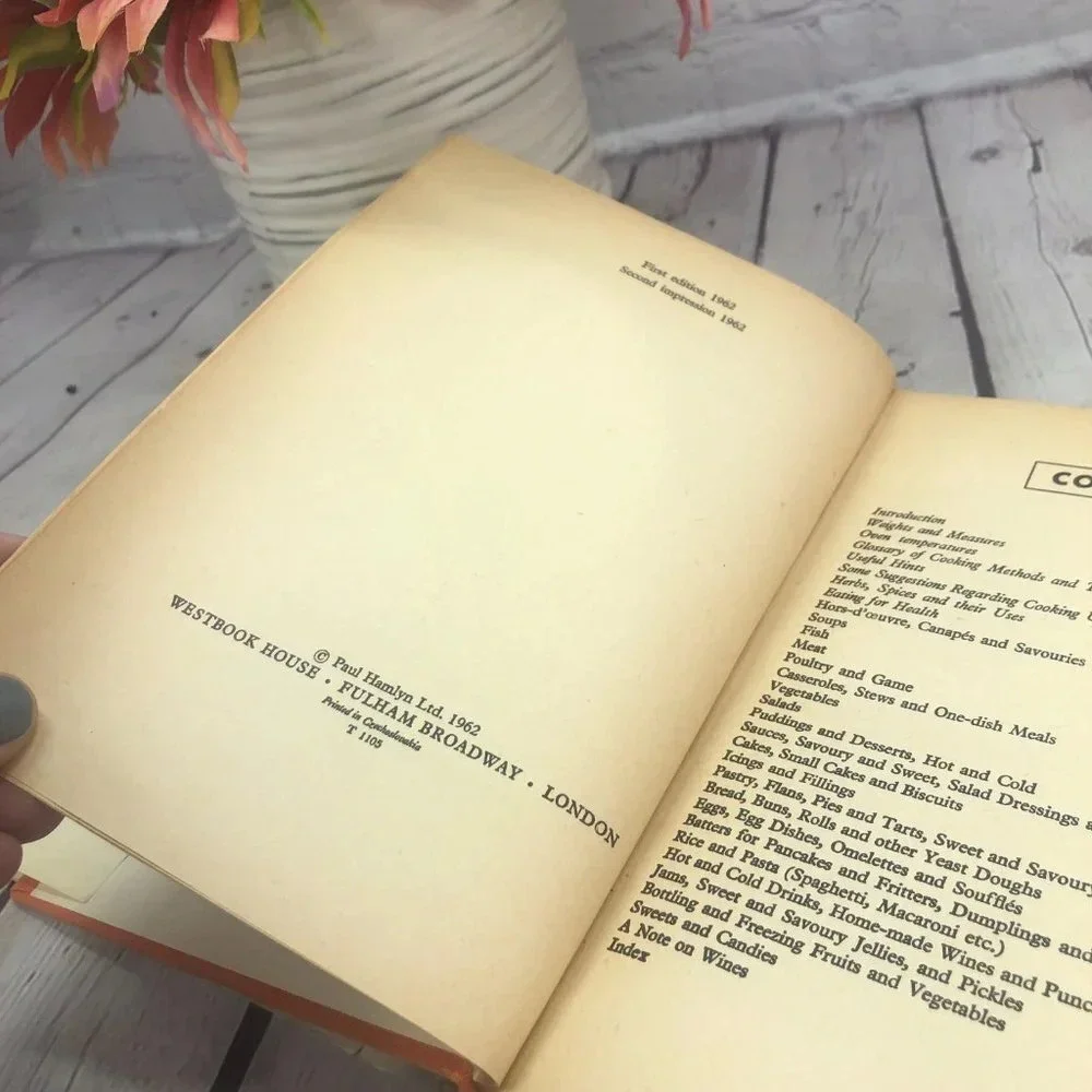 vintage the good cook's encyclopedia 1962